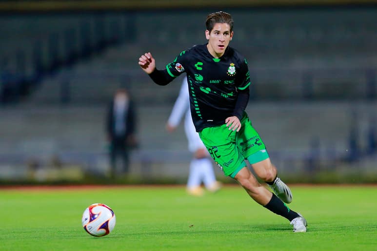 Las Chivas de Guadalajara recibirán a los Guerreros de Santos Laguna en el estadio Akron, como parte de la Jornada 13 del torneo Guardianes 2021. (JAM MEDIA)