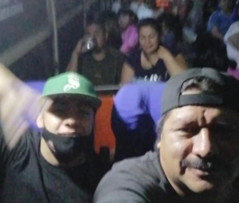 Les gustaba irse en camión hasta Dinamita, Durango, pero tras darle una buena pensada decidieron ir más allá y llegaron hasta la llamada Playa de los laguneros. (Especial)