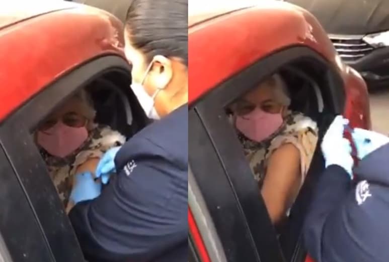 De acuerdo a la Secretaría de Salud del Edomex, la mujer mayor que aparece en el video 'sí fue vacunada', pero que 'no se nota cuando la enfermera presiona el émbolo de la jeringa' (ESPECIAL)