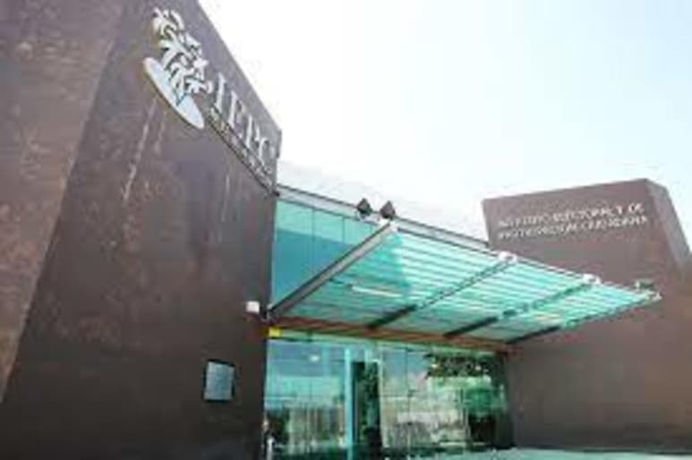 El Consejo General del Instituto Electoral y de Participación Ciudadana (IEPC), en su Sesión Especial de Registro de Candidaturas aprobó por mayoría de los consejeros, las solicitudes de registro de candidaturas a diputaciones locales por el principio de Mayoría Relativa que presentaron los partidos políticos y coaliciones totales para el Proceso Electoral Local 2020-2021. (ARCHIVO)