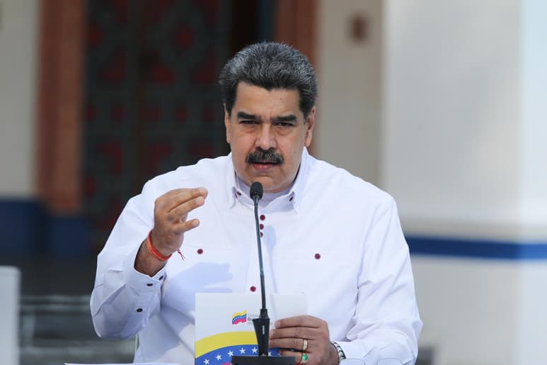 El empresario colombiano Alex Saab, presunto testaferro del presidente de Venezuela, Nicolás Maduro, detenido en Cabo Verde (África), apeló el fallo de un juez de Miami que lo califica de prófugo de la justicia de Estados Unidos, donde está acusado de conspirar para lavar dinero. (ARCHIVO)