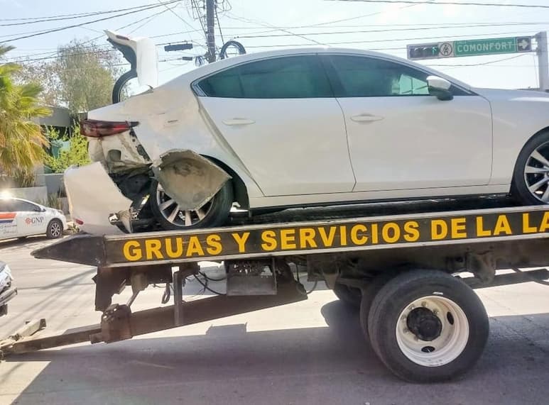 Ocasionó dos personas lesionadas y daños materiales por 150 mil pesos. (EL SIGLO DE TORREÓN)