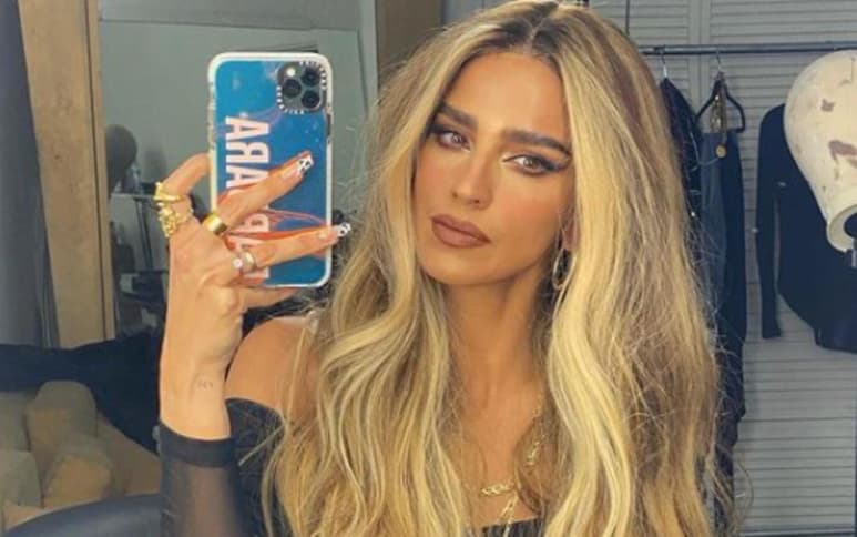 La mexicana Bárbara de Regil debutará en una producción de Telemundo con Parientes a la Fuerza, serie que ya comenzó a grabarse esta semana en Ciudad de México y que se emitirá a partir de finales de este año. (INSTAGRAM)