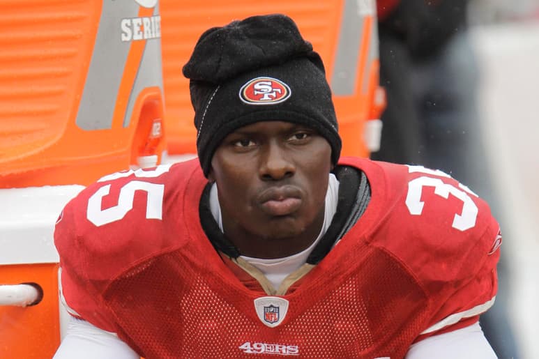 El hombre armado que mató a disparos el miércoles a cinco personas, entre ellas dos menores de edad, en Carolina del Sur (EUA) era el exjugador de la NFL Phillip Adams, quien se suicidó la pasada madrugada, informaron este jueves medios locales. (ESPECIAL) 

