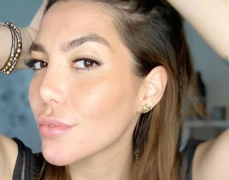Frida Sofía, hija de Alejandra Guzmán, no sale aún de un escándalo cuando inicia otro, en esta ocasión acusó a su abuelo Enrique Guzmán de haber abusado de ella desde los 5 años de edad, pero no es la primera vez que sorprende con un tema que pone en aprietos a la dinastía Pinal y a la familia Guzmán es por ello que recordaremos algunos de esos momentos. (Especial)