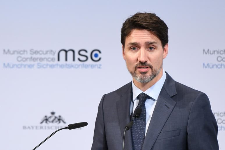 El primer ministro canadiense también destacó que en 2011, el duque de Edimburgo fue nombrado general honorario del ejército canadiense y de las fuerzas aéreas así como almirante honorario de la marina del país.
