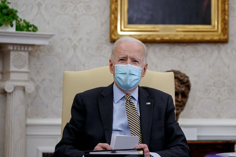  El presidente de Estados Unidos, Joe Biden, creó este viernes una comisión bipartidista que estudiará si tiene sentido ampliar el número de jueces en el Tribunal Supremo del país o limitar sus mandatos, una idea que ha cobrado fuerza en el ala progresista de su partido. (ARCHIVO)
