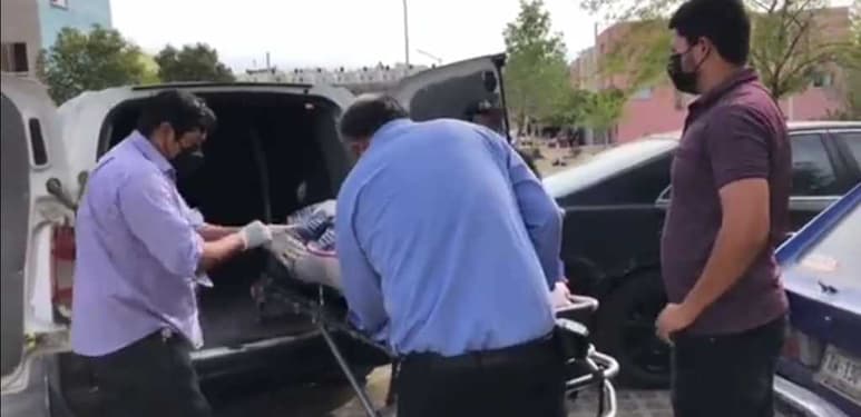 Un hombre fue localizado sin vida en su domicilio en avanzado estado de putrefacción.