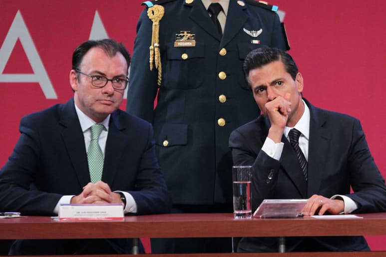 Enrique Peña Nieto y Luis Videgaray han sido denunciados por la Fiscalía General de la República, (FGR), por su presunta participación en la entrega de sobornos por parte de la empresa Odebrecht. (ARCHIVO)