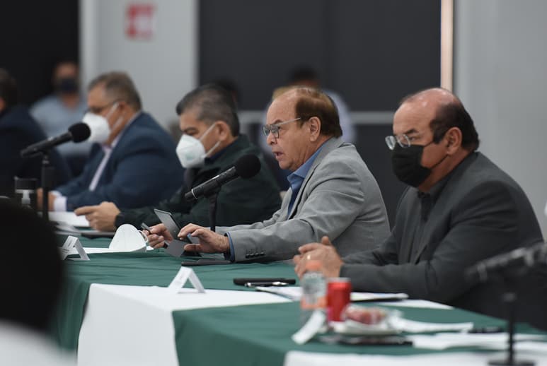 El secretario de Salud no descartó la posibilidad de que se registre una tercera ola de contagios. (JESÚS GALINDO)