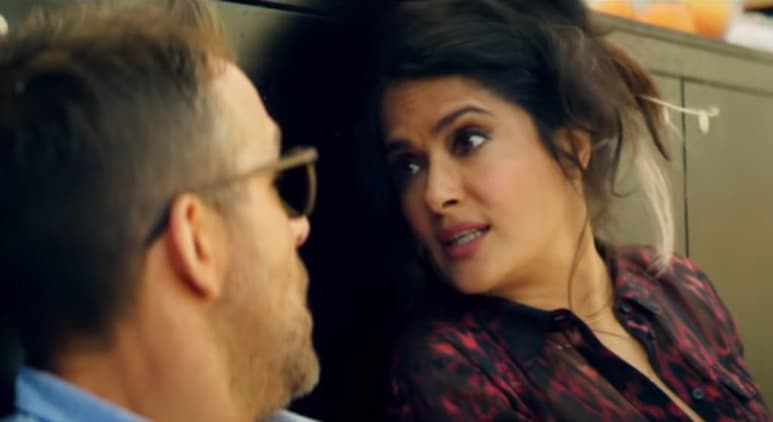 Como una mujer fuerte y que sabe bien cómo usar armas, así es como Salma Hayek se ve en su personaje de la cinta The hitman's wife's Bodyguard (Duro de cuidar 2) cuyo primer tráiler se estrenó este martes. (ESPECIAL)