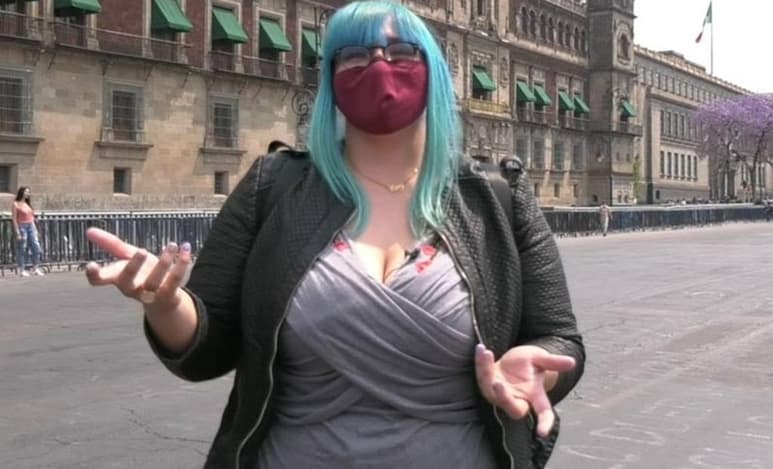 A través de su cuenta en Twitter, 'la Reinota' aseguró haber recibido una invitación por parte de Morena para grabar spots políticos, adjuntando una supuesta conversación en WhatsApp (ESPECIAL)