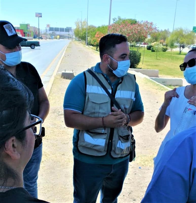 Tras una negociación de más de una hora con el director de Programas de Bienestar, Lorenzo Blanco, se acordó que serían atendidos la próxima semana, todo el personal operativo restante. (EL SIGLO DE TORREÓN)