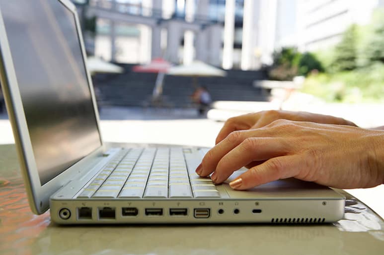 En el transcurso de 2019, la cobertura de servicios de internet creció en el ámbito rural al llegar a 614 mil 967 personas adicionales y a 803 mil 292 en el entorno urbano, cifras que suman un millón 418 mil 259 usuarios nuevos, de acuerdo con cifras del Programa de Cobertura Social 2020-2021 de la Secretaría de Comunicaciones y Transportes (SCT). (ESPECIAL)