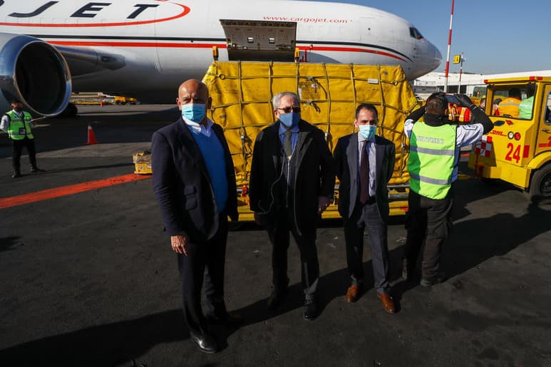 México ha pagado a diferentes laboratorios internacionales 15 mil 809 millones de pesos para la compra de vacunas contra COVID-19, informó la Secretaría de Hacienda y Crédito Público (SHCP). (ARCHIVO)
