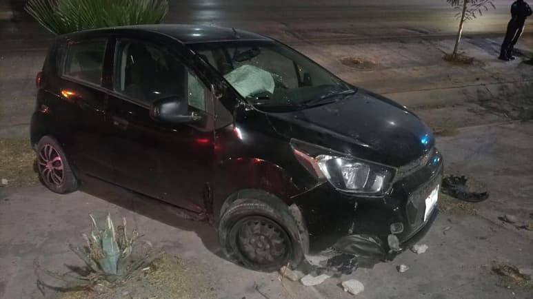 Los hechos se registraron cerca de las 20:40 horas del sábado, sobre los carriles laterales de circulación con orientación de Gómez Palacio a Torreón. (EL SIGLO DE TORREÓN)