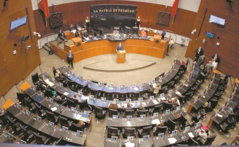 Esta reforma garantiza el derecho de los trabajadores a participar en el reparto de utilidades, reconocido en la Constitución cuyo monto tendrá como límite máximo tres meses del salario del trabajador o el promedio de la participación recibida en los últimos tres años, aplicándose el monto que resulte más favorable al trabajador.
(ARCHIVO)