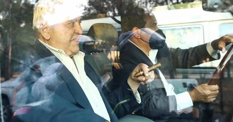 El dueño de Altos Hornos de México (AHMSA), Alonso Ancira, salió la noche de hoy del Reclusorio Norte luego de lograr un acuerdo con Pemex sobre el pago de más de 216 millones de dólares (mdd) como reparación del daño por la compraventa de Agro Nitrogenados. (EL UNIVERSAL)