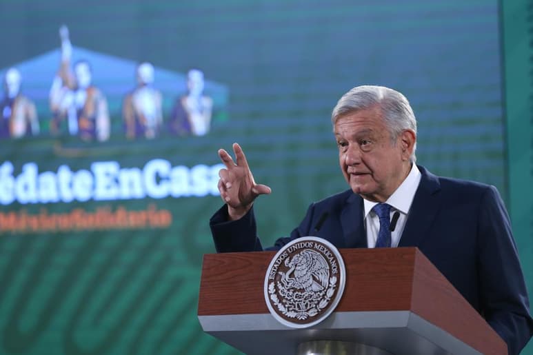 El titular del Ejecutivo federal manifestó que espera que el órgano electoral no saque esos 'afanes dictatoriales' y señaló que es mejor ir al debate. (EFE)