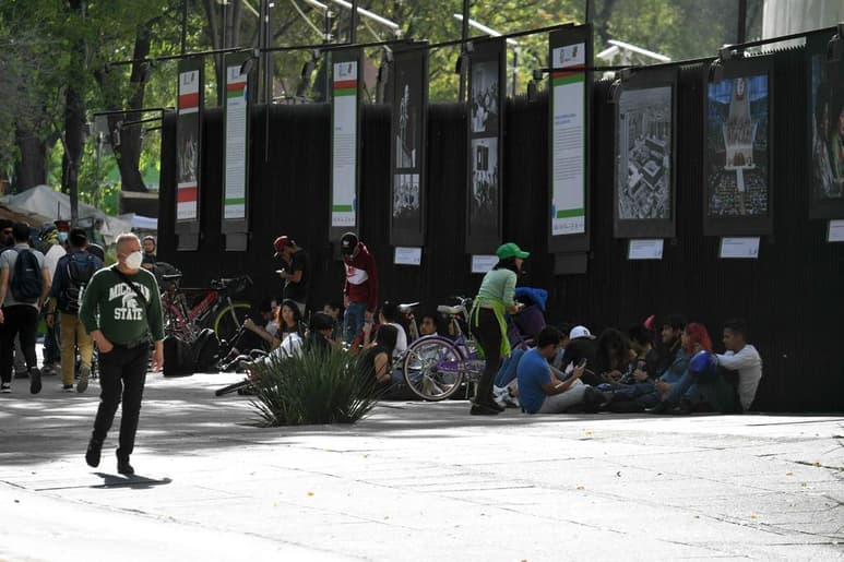 El presidente del Senado de la República, Eduardo Ramírez, advirtió que ha faltado 'contundencia' de las autoridades para retirar el plantón y la vendimia de marihuana del parque Luis Pasteur, en las inmediaciones de la Cámara Alta. (ARCHIVO)