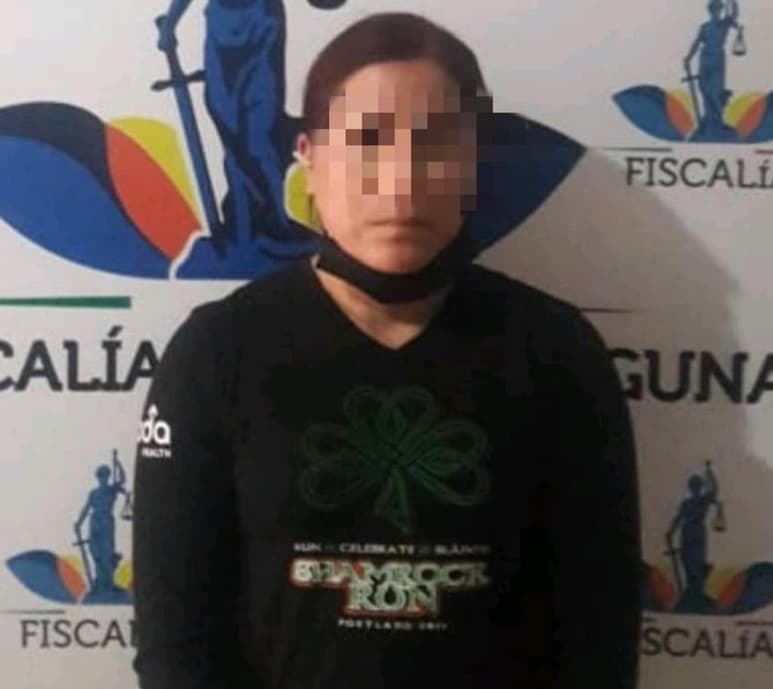 La detenida está identificada como Diana 'NN' de 39 años de edad, con domicilio en el ejido El Vergel, quien fue puesta a disposición del agente del Ministerio Público de la Vicefiscalía Región Laguna para las investigaciones correspondientes y se determine su situación legal en las próximas horas.
(ESPECIAL)