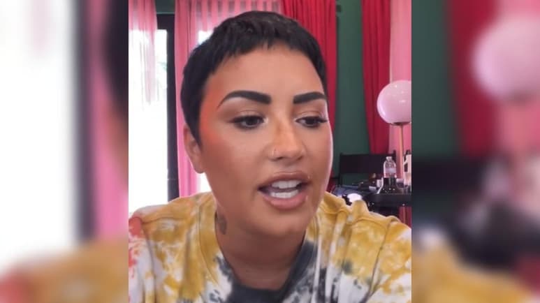 Luego de las críticas que recibió tras arremeter en contra de una nevería por tener un “menú light” y con ello, según sus palabras, promover los trastornos alimenticios, Demi Lovato se disculpó. (ESPECIAL)