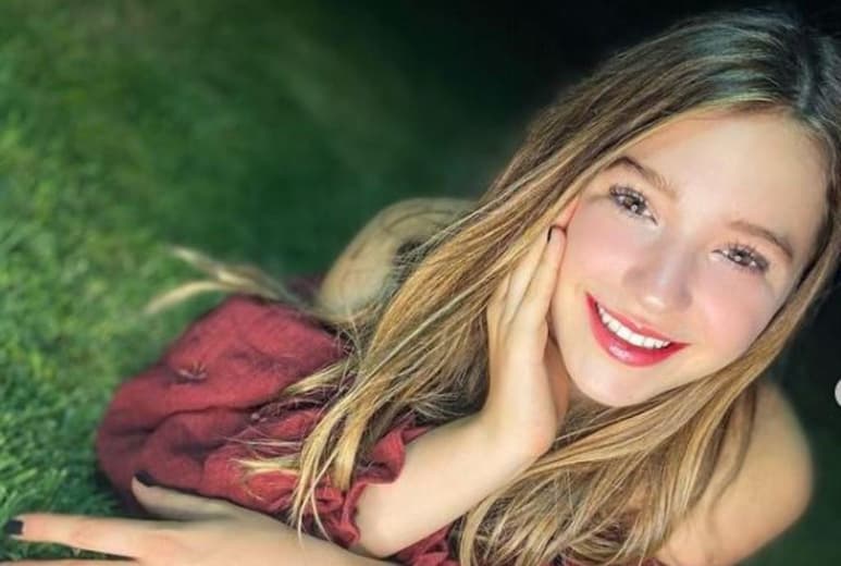 Muchas bendiciones. La joven fue muy felicitada el día de ayer que llegó a sus 16 primaveras.