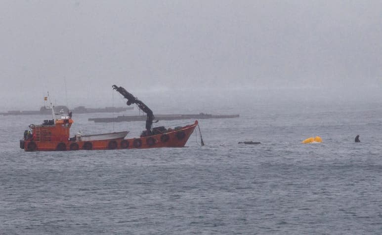 Indonesia dio este sábado por hundido el submarino que desapareció en la madrugada del miércoles en aguas de Bali después de encontrar en la zona de búsqueda varios objetos pertenecientes al sumergible, pero las autoridades no abandonan la esperanza de hallar con vida a alguno de los 53 tripulantes. (ARCHIVO)