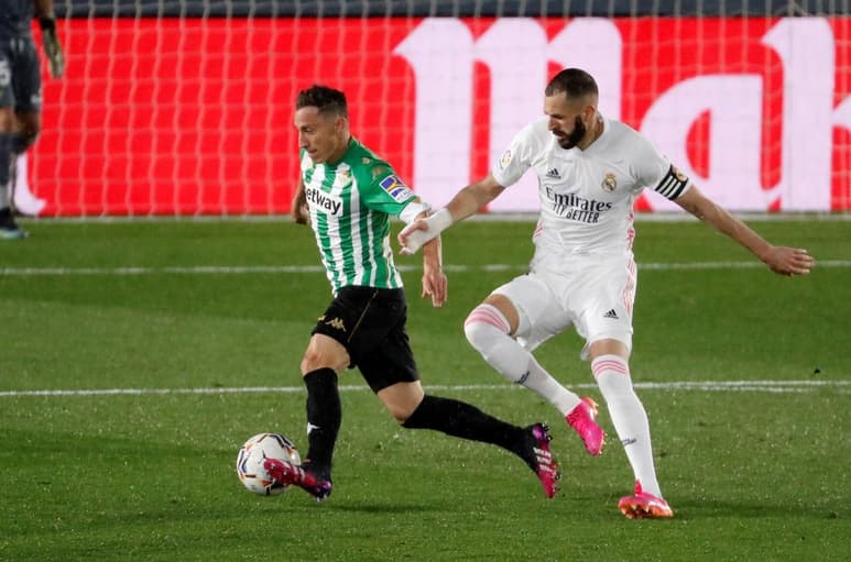 El Betis empató a cero en el estadio Alfredo di Stéfano contra el Real Madrid en un encuentro en el que los del chileno Manuel Pellegrini volvieron a hacer gala de su fútbol combinativo que sostenido por el argentino Guido Rodríguez y el mexicano Andrés Guardado en el centro del campo. (EFE)