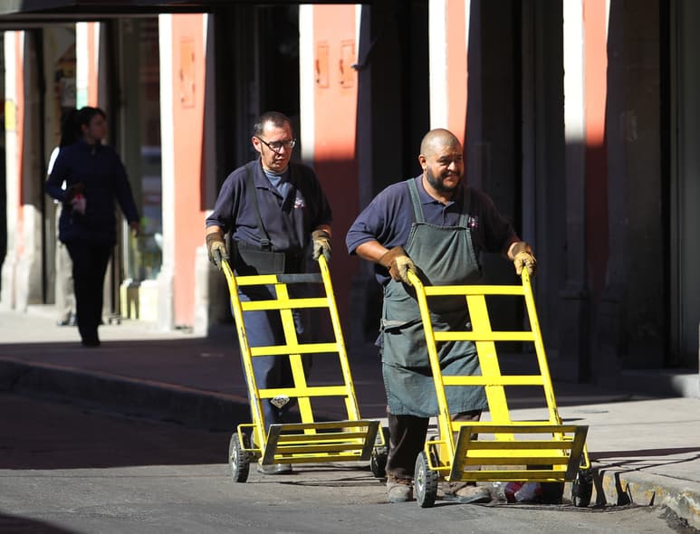 Con las modificaciones a la ley laboral, se tendrá que registrar a los trabajadores en la empresa para la que trabajan. (EL SIGLO DE TORREÓN)