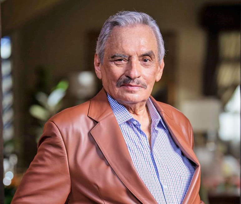 Manuel Ojeda recuerda sus inicios como artista y anuncia el final  de la telenovela Quererlo todo. (CORTESÍA)