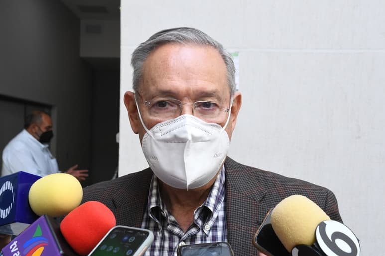 El secretario de Educación indicó que los alumnos están en riesgo de repetir el ciclo escolar. (FERNANDO COMPEÁN)