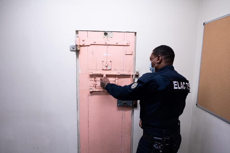 Siete personas fueron arrestadas este martes en el este de Francia en relación con una investigación de la Fiscalía Antiterrorista por presunto envío de fondos para la financiación del yihandismo en Siria, indicaron a Efe fuentes judiciales. (ARCHIVO)
