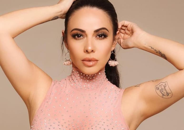 La 'host' de Fox Sports, lució el atractivo de su físico para redes sociales (@JIMENASANCHEZMX)
