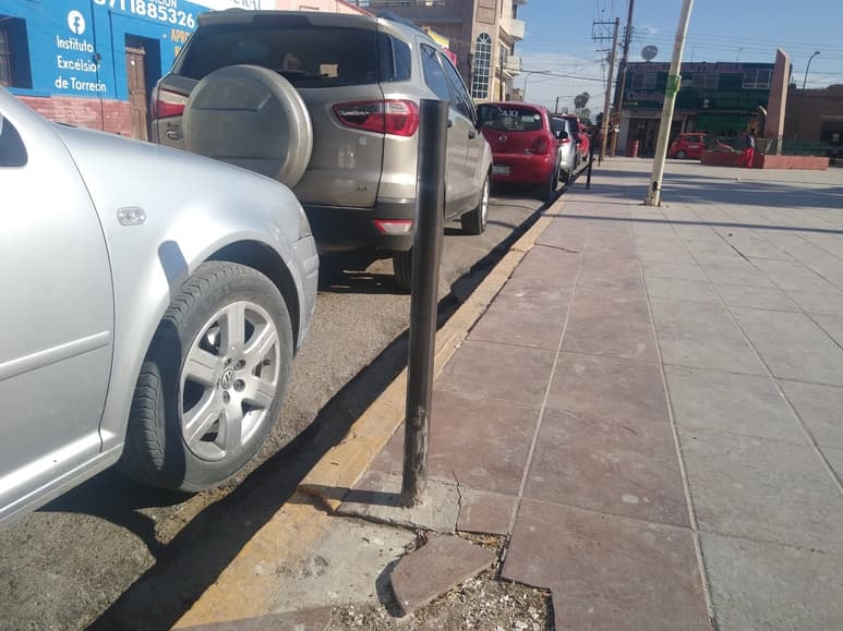 Comerciantes ven difícil que este año se concrete la instalación de los parquímetros. (EL SIGLO DE TORREÓN)