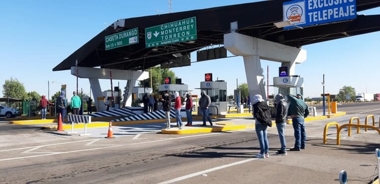 Desde la semana pasada los estudiantes tomaron casetas. (EL SIGLO DE TORREÓN) 