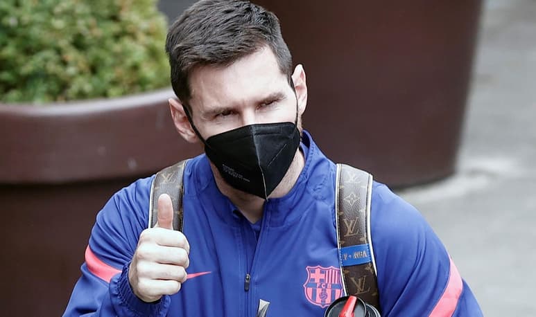 Messi aceptaría reducirse su ficha a la mitad desde la próxima temporada y hasta el final de acuerdo, lo cual permitiría al Barcelona encarar el fichaje de un crack de futuro para el próximo curso. (ARCHIVO)