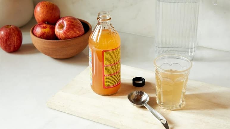 El vinagre es un líquido de sabor agrio que tiene usos gastronómicos y medicinales; el cual proviene de la fermentación acética del alcohol, como la del vino. (Especial)