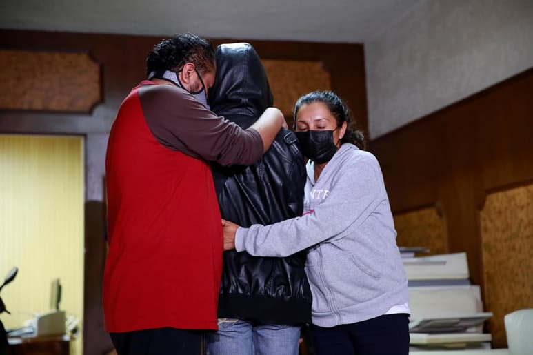 El procedimiento ya se abrió, el asunto está radicado en la Cámara; la Cámara ya admitió a examen el pedido de la fiscal Ernestina Godoy, señala el informe.