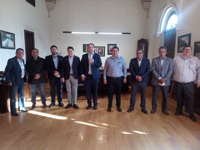 Ayer miércoles se llevó a cabo una reunión entre autoridades y representantes del Grupo Caxxor para abordar distintos temas.