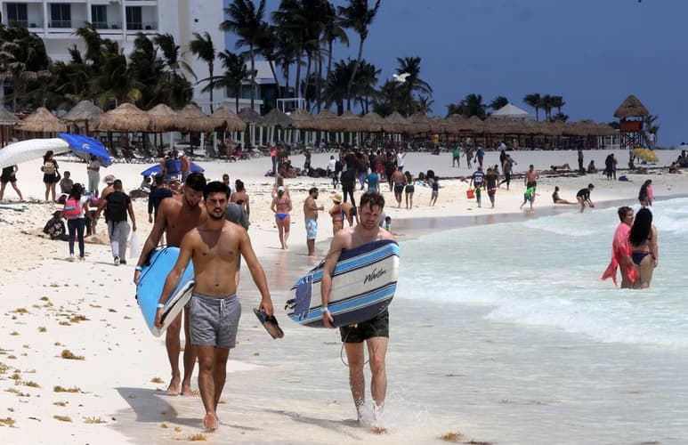 El estudio encontró que 41 % realizarán visitas a familiares o amigos, 5 % viajaría por emergencias y 12 % por trabajo o estudio.
(ARCHIVO)