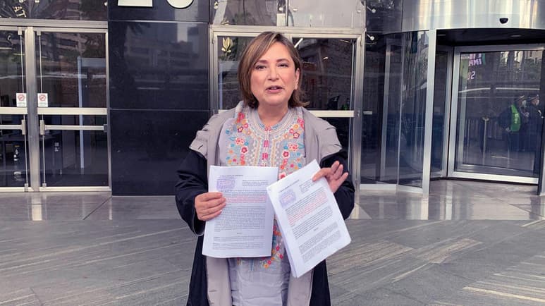 Unas horas después de que Xóchitl Gálvez anunciara su incorporación al Grupo Parlamentario del Partido de la Revolución Democrática (PRD) en el Senado, se confirmó la decisión de Morena de ceder dos legisladores a la bancada del Partido Encuentro Social (PES), en un duelo de estrategias para hacerse de un asiento en la Comisión Permanente del Congreso de la Unión. (ARCHIVO)