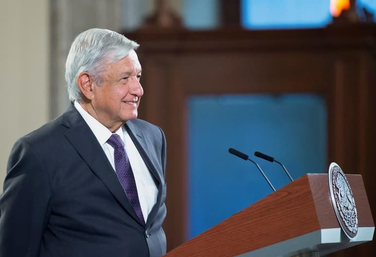 El titular del Ejecutivo federal envió un abrazo fraterno a los menores en su día. (EFE)