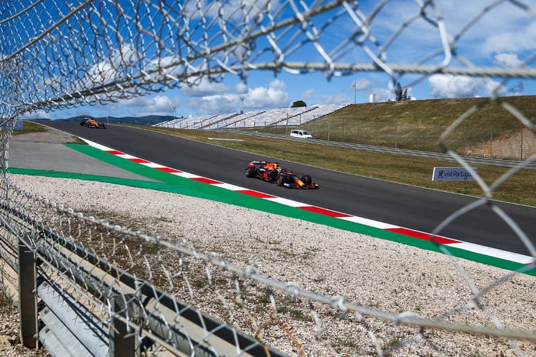 El inglés Lewis Hamilton (Mercedes), séptuple campeón del mundo y líder del certamen, marcó el mejor tiempo en el segundo entrenamiento libre para el Gran Premio de Portugal. (EFE)