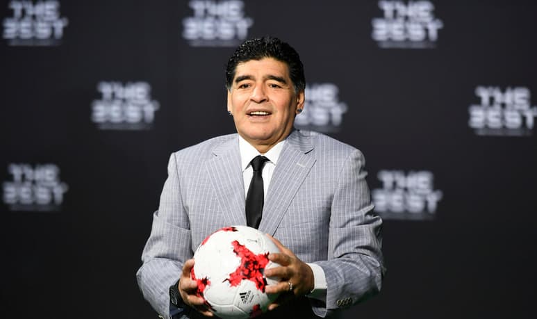 La junta conformada por la Justicia argentina para investigar la posible negligencia médica en la muerte de Diego Maradona habría concluido que el desempeño del equipo de salud fue 'inadecuado, deficiente y temerario', informan este viernes medios locales de prensa. (ARCHIVO)