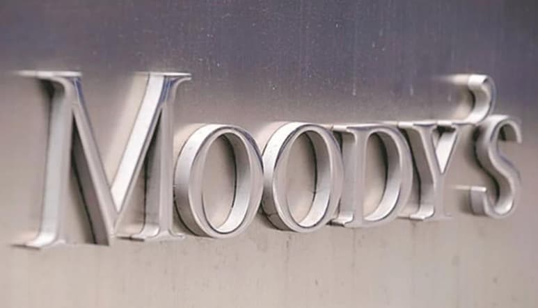 De acuerdo con Moody's, la nota sobre México se mantiene tres escalones por encima del grado de inversión, y en su escenario base no se vislumbra una reducción tan grande en su evaluación de la nota crediticia en el mediano plazo.
(ARCHIVO)