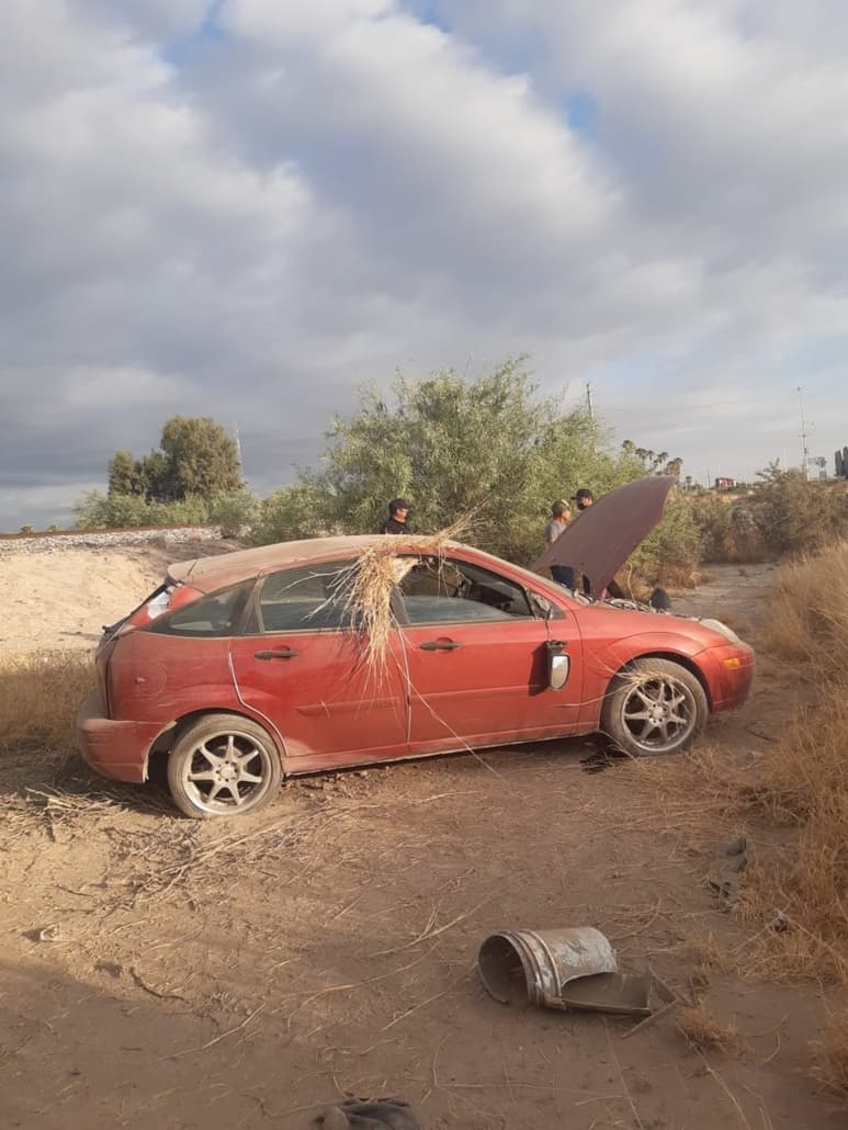 Pese a lo aparatoso, el conductor sufrió lesiones leves.