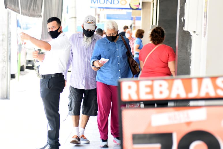 Este sábado, la Secretaría de Salud de Durango reportó 29 nuevos casos de COVID-19, de los cuales 14 son mujeres y 15 hombres. (ARCHIVO)