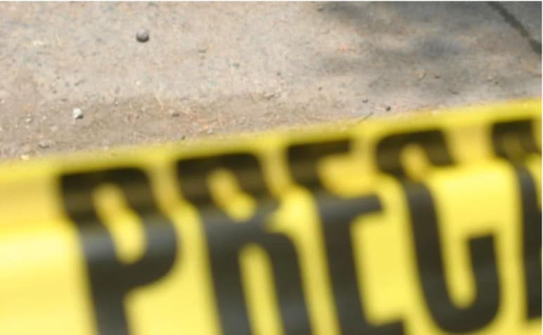 Jorge 'N' fue detenido como presunto responsable del delito de feminicidio agravado de Sugey Ernestina, la cual falleció a causa de las heridas que le causó con un arma de fuego, en la comunidad de Ruíz Cortínez, en el municipio de Guasave, el 9 de enero de 2019. (ESPECIAL)