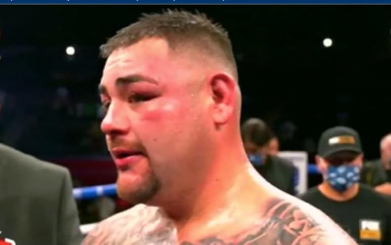 El mexicano Andy Ruiz, excampeón mundial de peso pesado, se recuperó de un conteo de protección en el segundo asalto para derrotar este sábado por votación unánime a Chris Arreola en un pleito eliminatorio. (especial)
